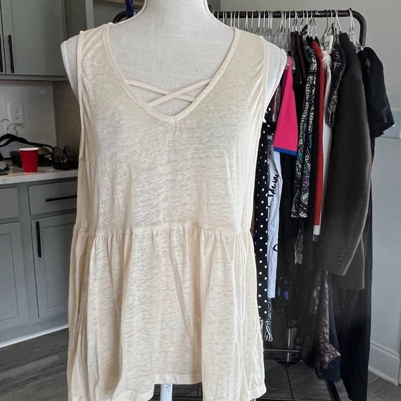 True Craft Tiered Ecru Top with Cross Cross at Neckline Size Large - Picture 2 of 6